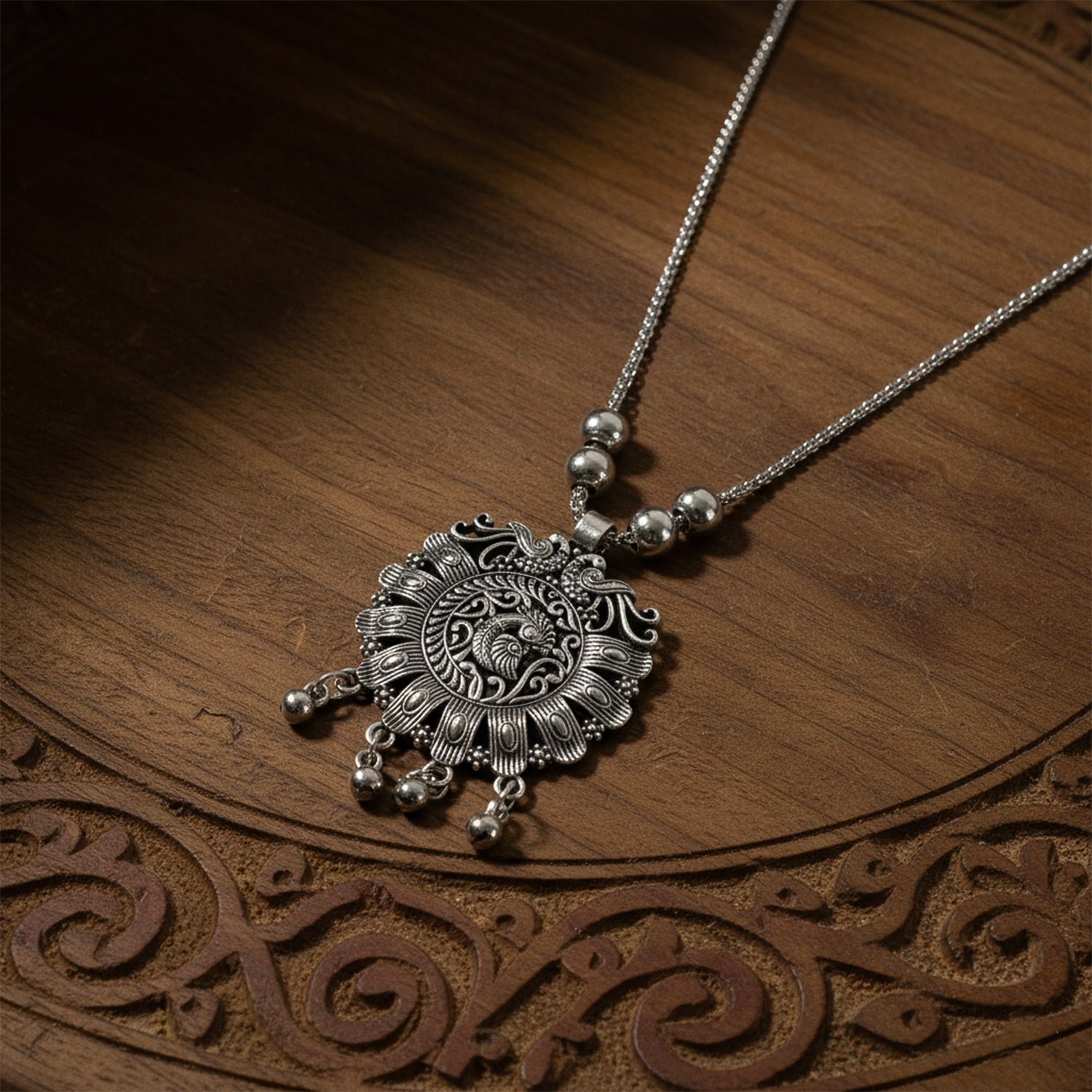 Antique Silver-Tone Oxidized Floral Medallion Pendant Necklace (1 Pc)