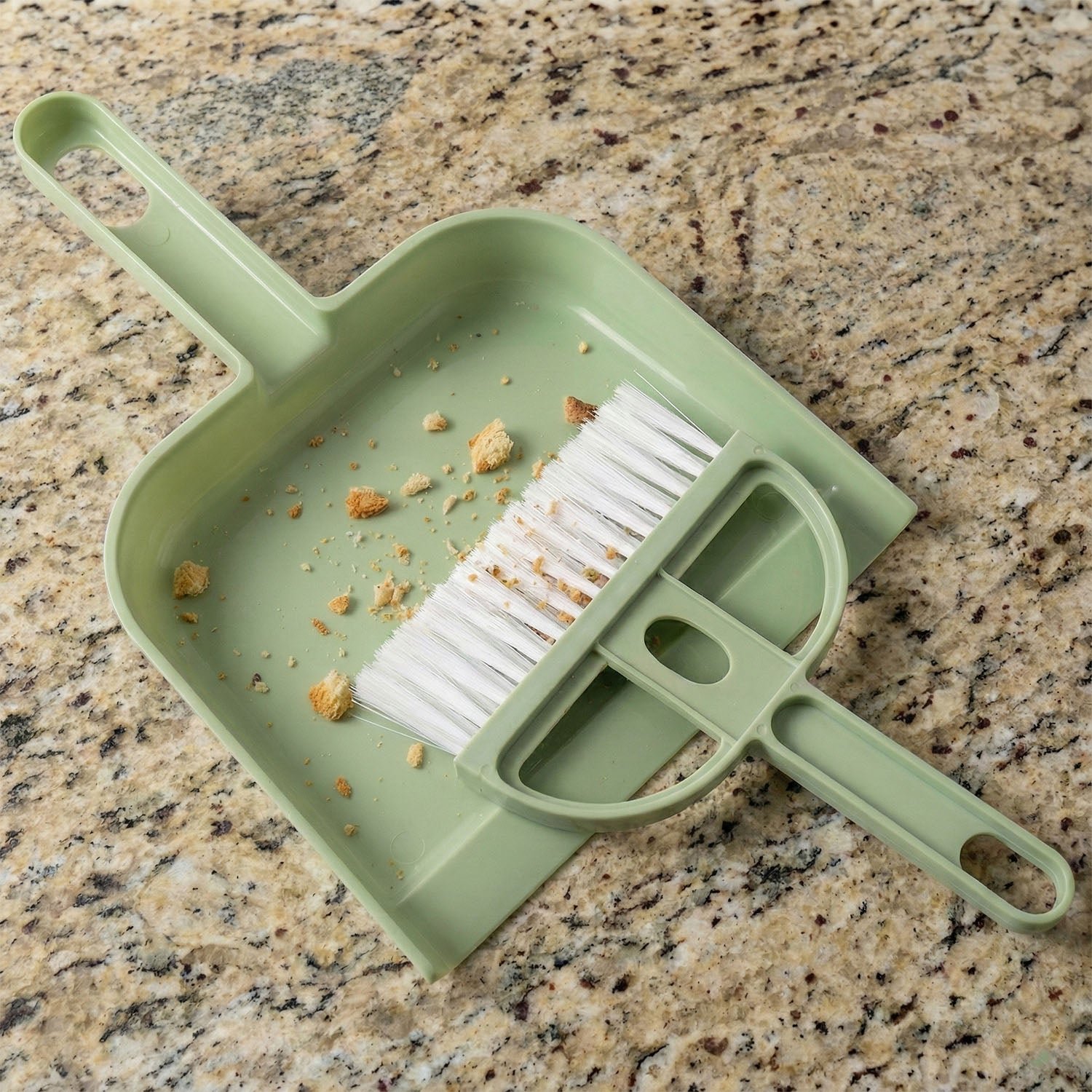 2-in-1 Handheld Cleaning Dustpan