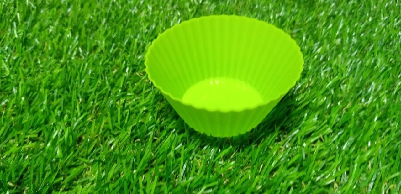 Silicone Cupcake-Shaped Baking Mold for Chocolate, Candy & Pastry (6 Pc)