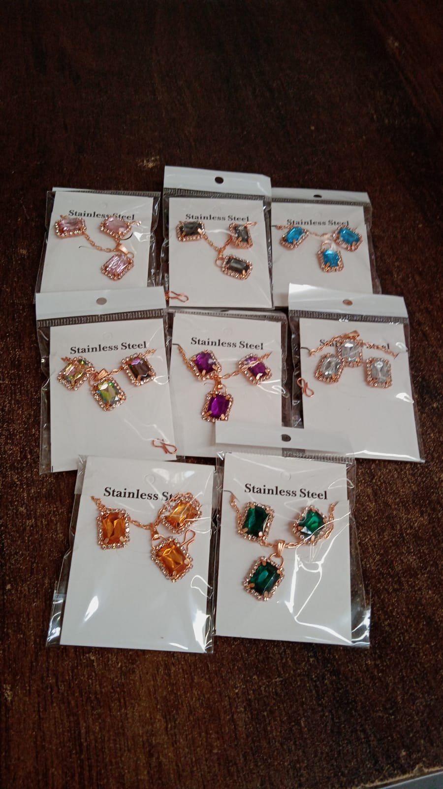 Stone Pendant Necklace Chain Set with Earrings (1 Set / Mix Color & Design)