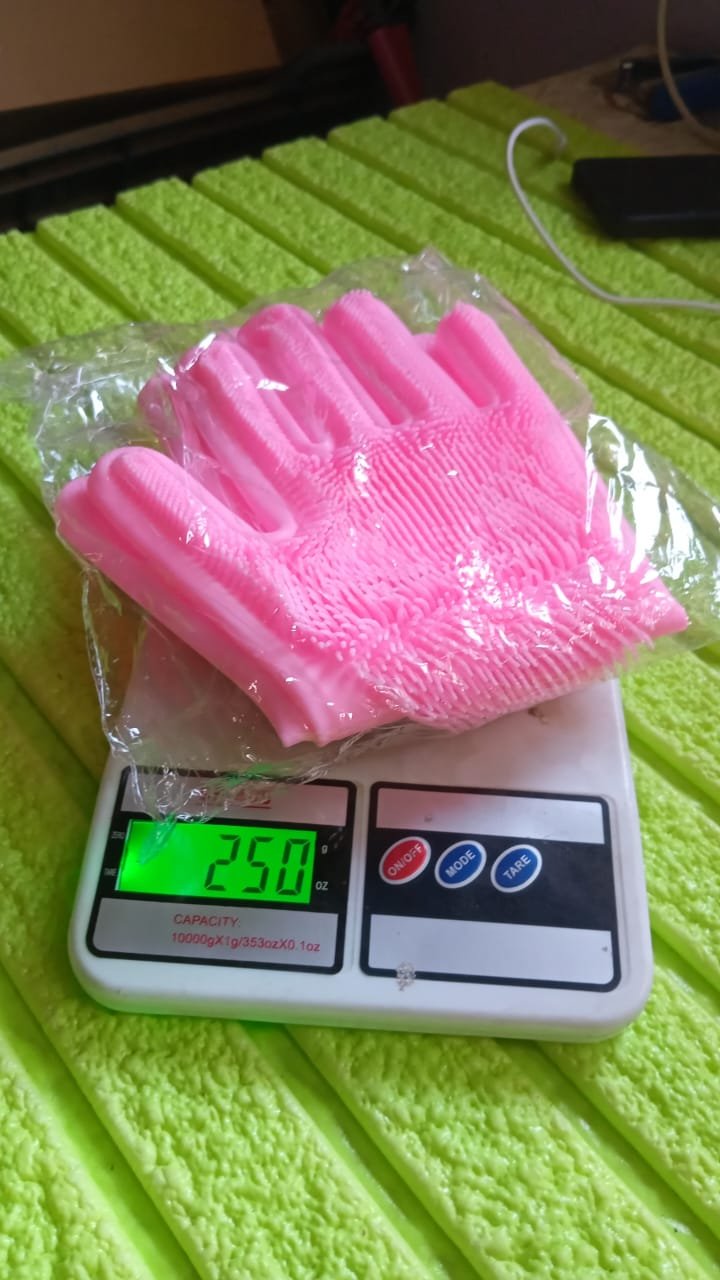 Dishwashing Gloves with Scrubber (1 Pair, 250 Gm)