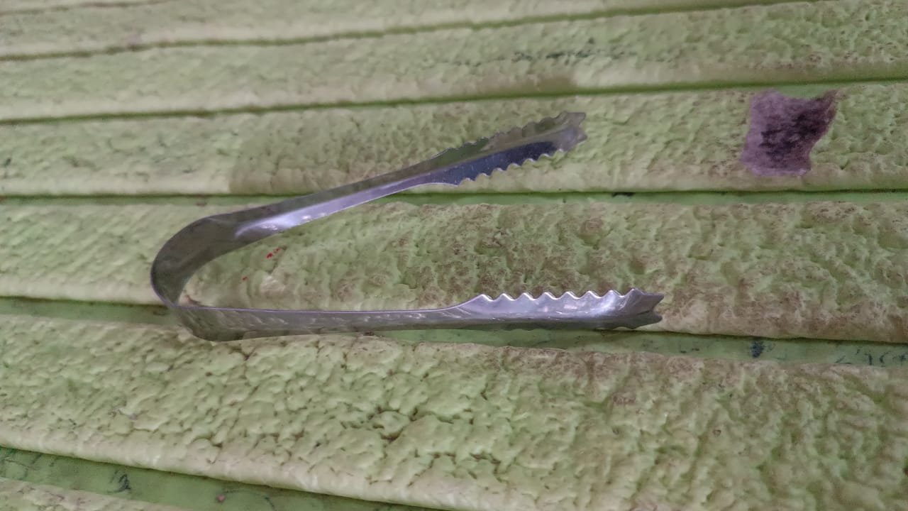 Stainless Steel Tong Lifting Ice Cubes, Sugar Cubes | Serving Tongs (13 Cm / 1 Pc)