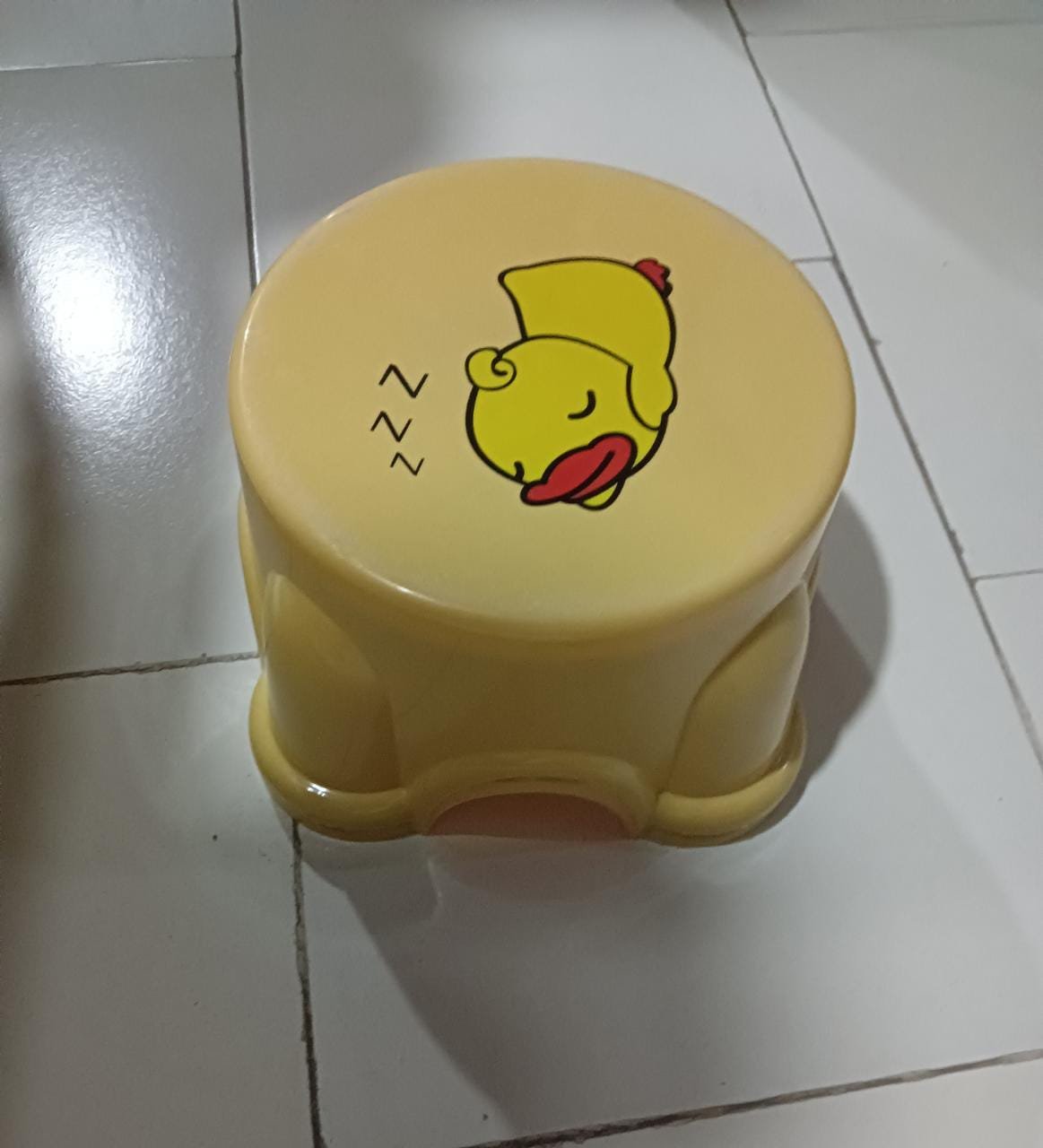 Small Portable Plastic Strong Stool for  living room, bathroom stool (MOQ :- 120)