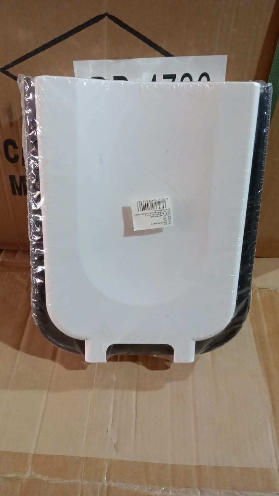 Hanging Trash Can for Kitchen Cabinet Door, Hanging Trash Holder for Bathroom Office