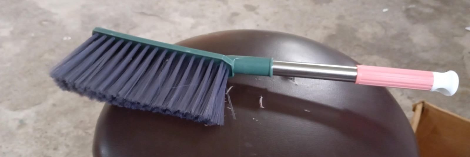 17 Inch Stainless Steel Sofa Cleaner Brush with Long Handle for Carpets &