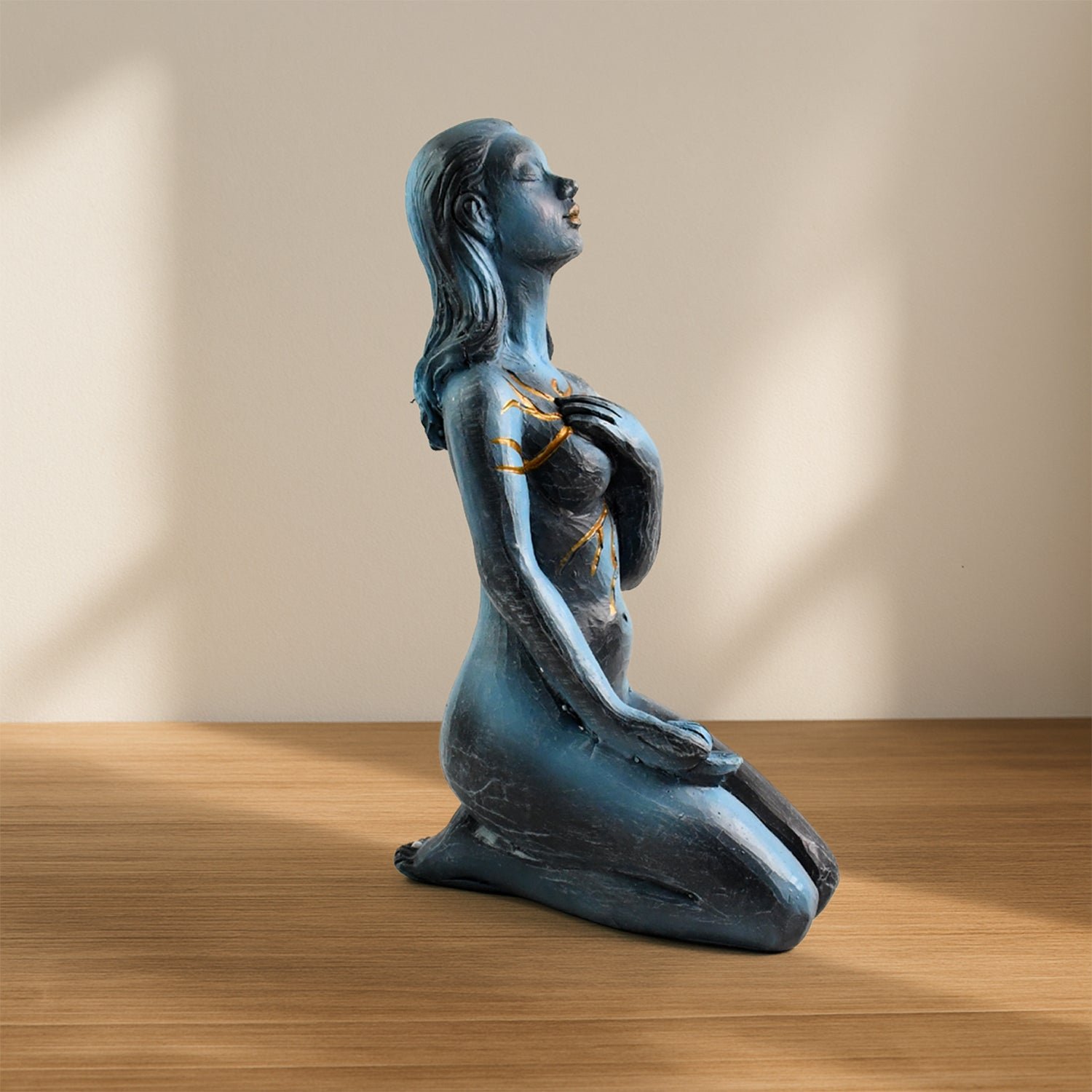 Elegant Resin Kneeling Woman Decorative Statue (1 Pc)